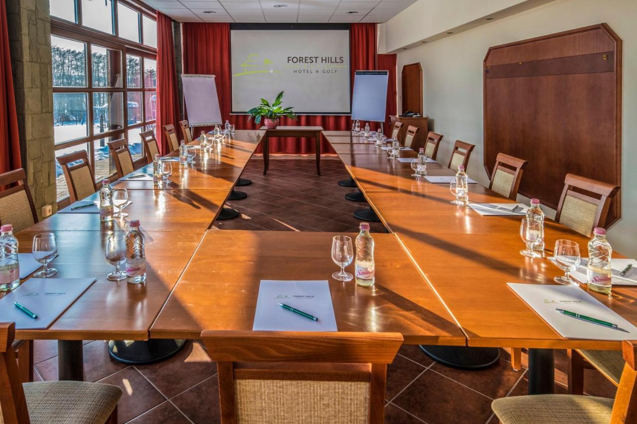 Hotel Forest Hills زيرك المظهر الخارجي الصورة